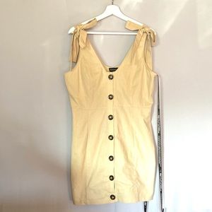 NWT Button Up Tie Strap Dress